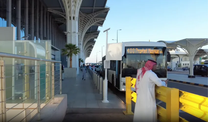 lokasi madinah bus airport